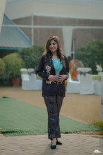 Load image into Gallery viewer, A Symphony of Style: Tanu Khera's Luxe Ensemble