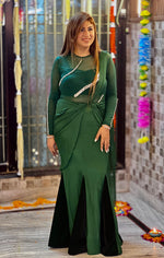 Load image into Gallery viewer, Radiating Charm in Bottle Green