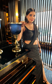 Glamour in Black: The Tanu Khera Designs Black Glitter Drape and Ruched Saree