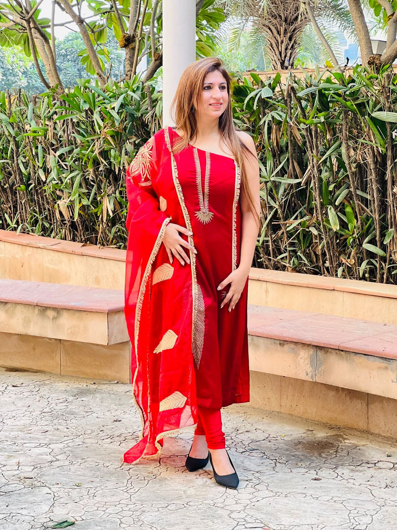 Embroidered Elegance: Maroon One-Shoulder Churidar Suit