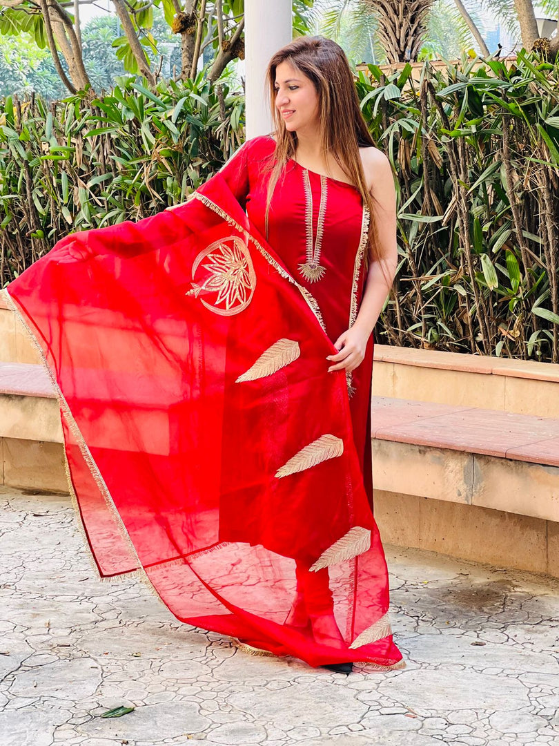 Embroidered Elegance: Maroon One-Shoulder Churidar Suit