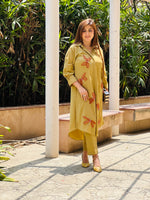 Load image into Gallery viewer, Elegant Imported Georgette Kurta Set by Tanu Khera Designs
